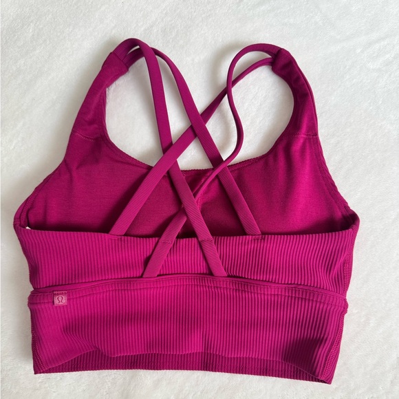 Lululemon sports bra size 4 - Picture 2 of 6